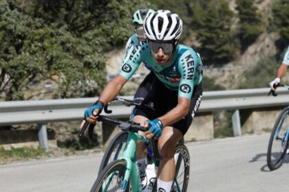 El Pelotón El Equipo Kern Pharma debuta en la Milano-Torino