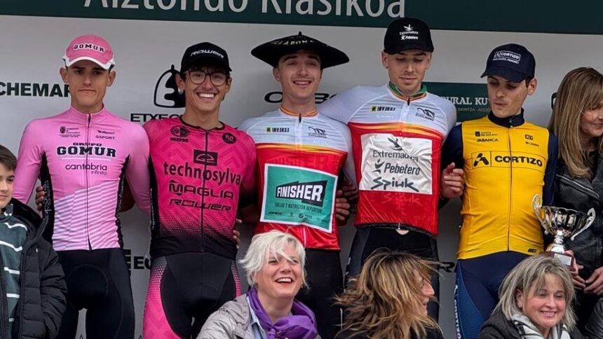 El Pelotón Technosylva Maglia Rower Bembibre Cycling Team brilla de nuevo en la Copa de España Aiztondo Klasika Fabrizio Crozzolo Technosylva Maglia Rower Bembibre