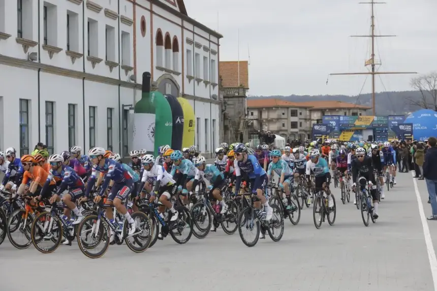 El Pelotón Top-10 para Forte Petrolike en la cuarta etapa de O Gran Camiño O Gran Camiño