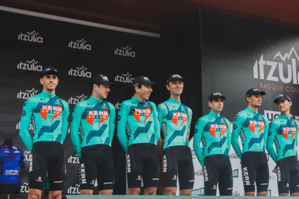 Un Equipo Kern Pharma a la altura de la Itzulia