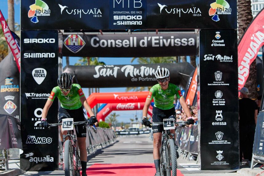 Natalia Fischer María Reyes Extremadura Pebetero Vuelta Ibiza MTB