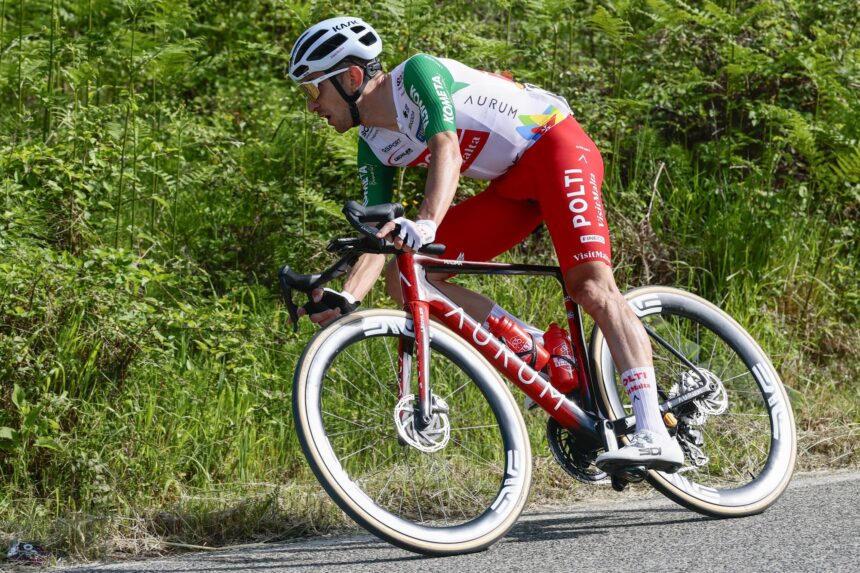 El Pelotón El Team Polti VisitMalta comienza el Giro d’Italia con Tonelli en la fuga y Piganzoli 10º Alessandro Tonelli Polti VisitMalta Giro d'Italia