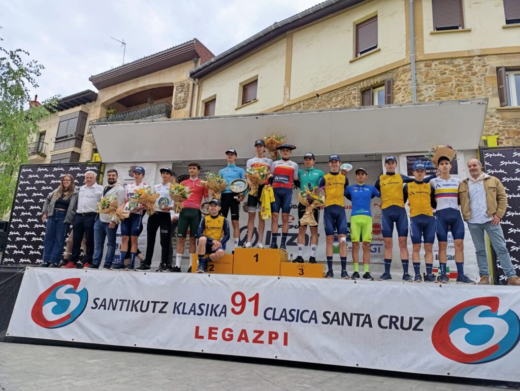 Podium Santikutz Klasika
