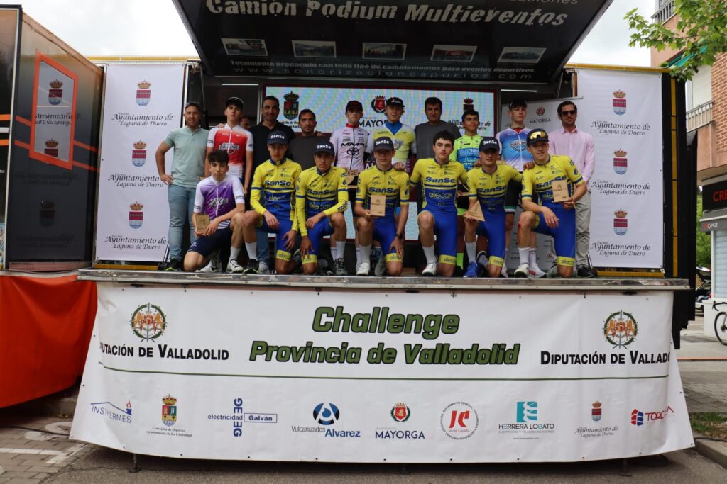El Pelotón Darío Gimeno (Gran Canaria) repite en Laguna de Duero y Karel Pruijn (Multihogar Cantabria) sentencia la general de la Challenge Cadete Valladolid Pódium Laguna de Duero Challenge Cadete Valladolid