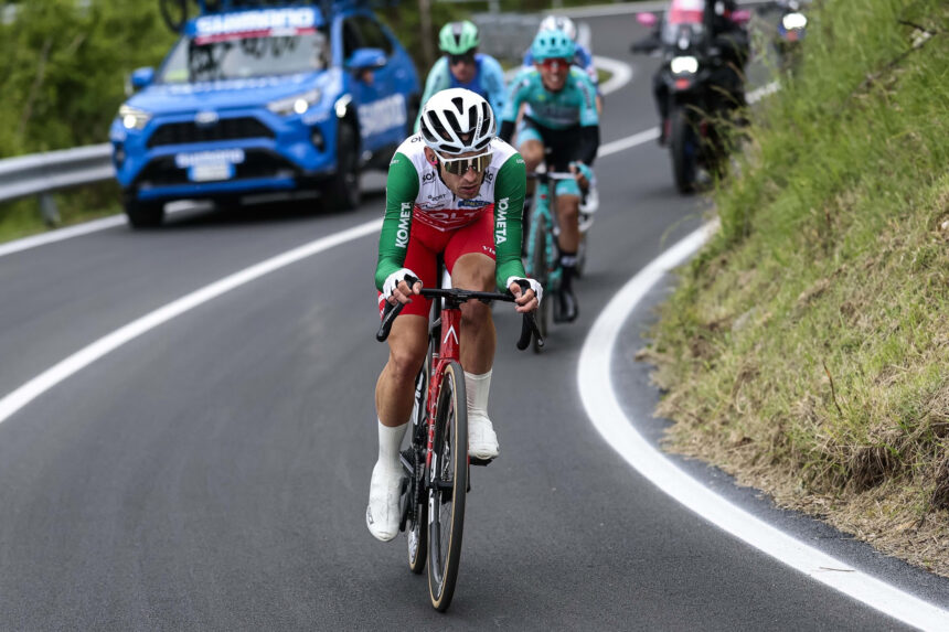 El Pelotón Tonelli (Polti VisitMalta), otros 150 kilómetros dando la cara para confirmarse «rey de las fugas» en el Giro Alessandro Tonelli Giro Polti VisitMalta