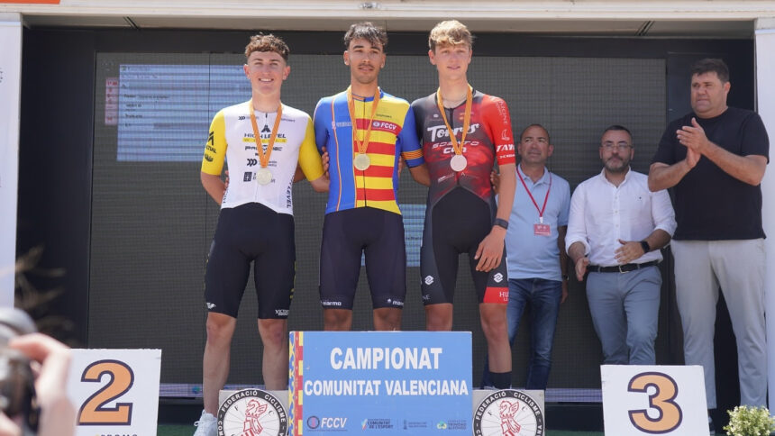 El Pelotón Torres - Sobato cierra la semana con dos podios y nuevos puntos 'coperos' Torres Sobato Alberto Domens GP Vila-Real