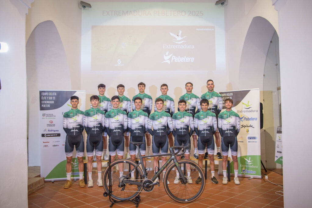 Pebetero Semipleno del Extremadura Pebetero en la convocatoria de la Copa de ...