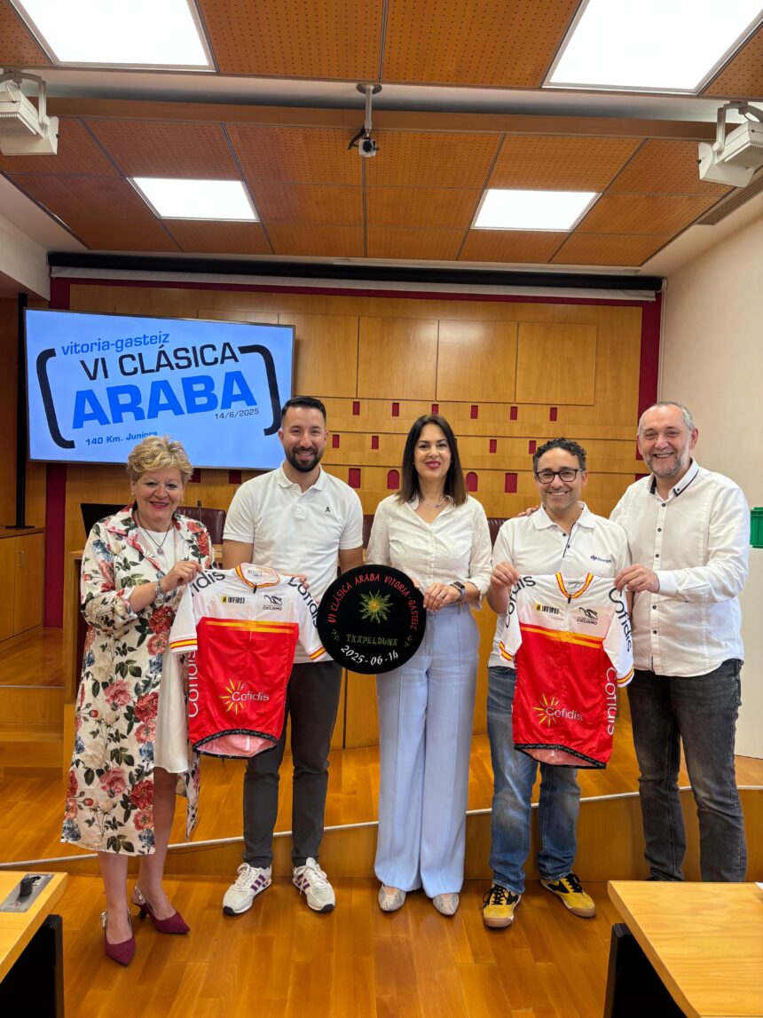 El Pelotón Presentada la sexta edición de la Clásica Araba Vitoria-Gasteiz, que se disputa este sábado dentro de la Copa de España Junior Presentación Clásica Araba