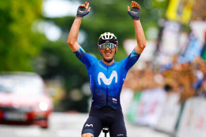 Alex Aramburu Movistar Team
