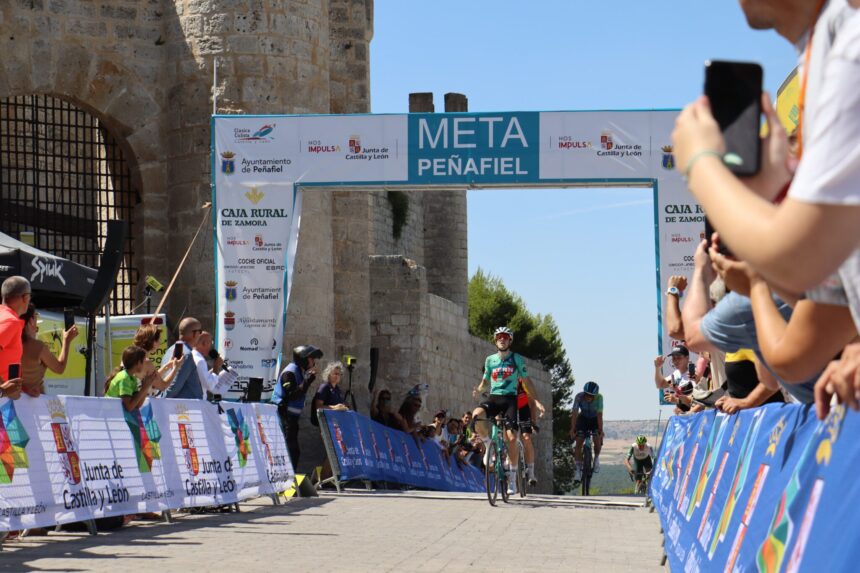 Haimar Etxeberría Equipo Kern Pharma Clásica Castilla y León