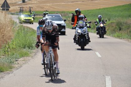 Asier González (Illes Balears - Arabay) protagoniza la fuga de la Clásica Castilla y León 2025