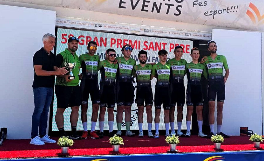 El Pelotón Huesca La Magia se lleva el triunfo en Perafort Huesca La Magia Renault Perafort