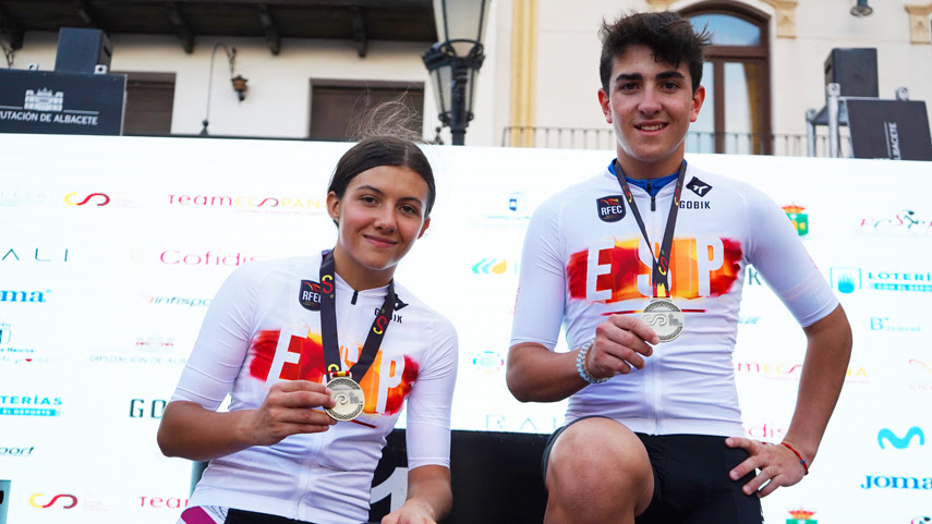 El Pelotón Silvia Castillejo y Ximo Bañuls, campeones de España infantiles en ruta en Tarazona de la Mancha Silvia Castillejo Ximo Bañuls RFEC Campeonato de España