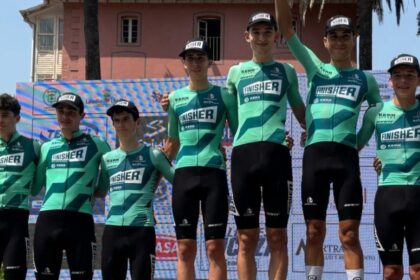 Equipo Finisher Hugo Tapiz Llodio