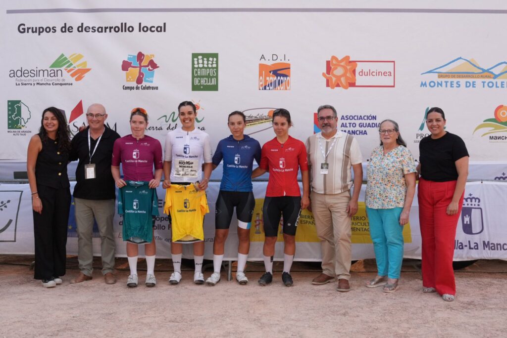 El Pelotón Cassia Boglio (Prolongo Al Andalus) es la primera líder de la Vuelta a Castilla-La Mancha femenina