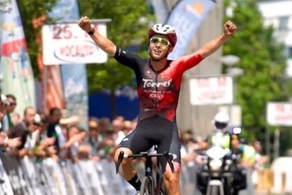 Triunfo de Asger Paaske en el GP San Lorenzo de Huesca