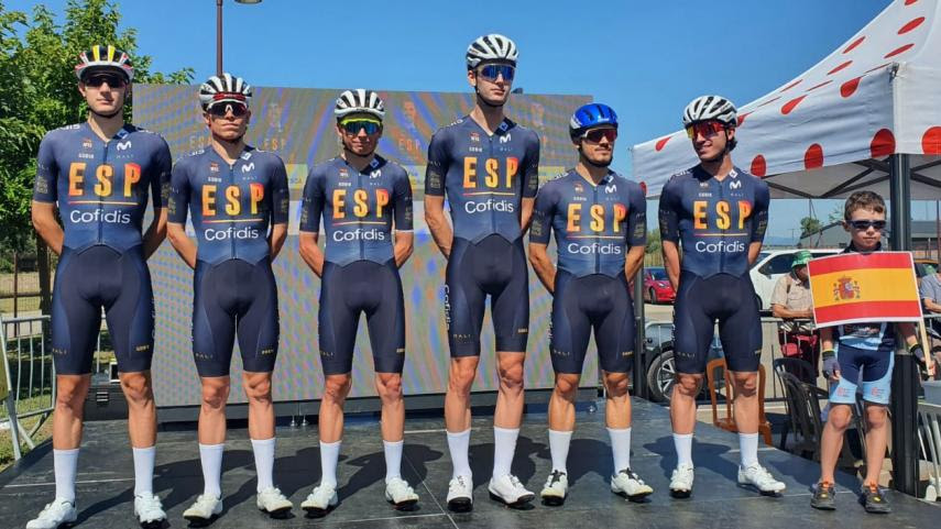 El Pelotón Adrià Pericas abandona el Tour del Porvenir tras una caída en la primera etapa en línea RFEC Tour del Porvenir