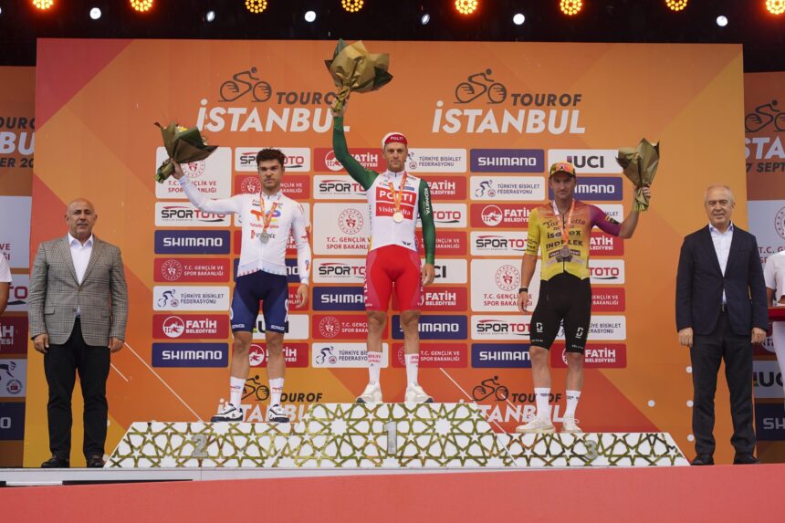 El Pelotón Lonardi (Polti VisitMalta) gana bajo la lluvia de Estambul Giovanni Lonardi Polti VisitMalta Tour of Istanbul