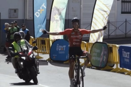 Aleix Sierra (CC Lleida DPedros) triunfa en solitario y José María Martín (Extremadura) mantiene el liderato en Tenerife