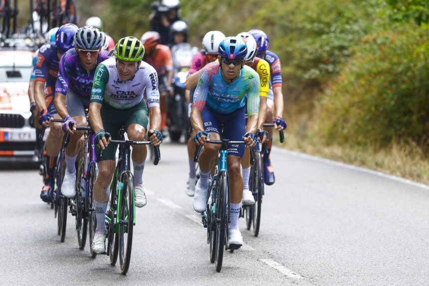 El Pelotón Joel Nicolau (Caja Rural Seguros RGA) alcanza su octava fuga en La Vuelta; Balderstone y Guardeño siguen mejorando en la general Caja Rural Seguros RGA Joel Nicolau La Vuelta