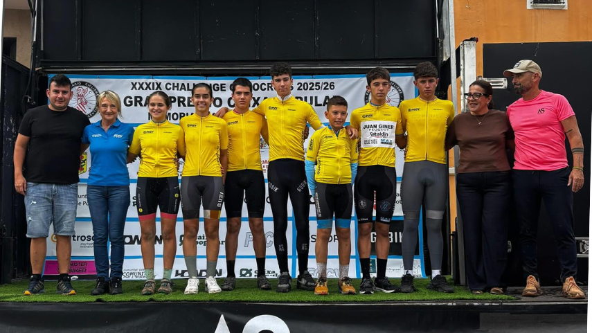 El Pelotón Pistoletazo de salida a la XXXIX Challenge Ciclocross de la Comunitat Valenciana lideres-valencia