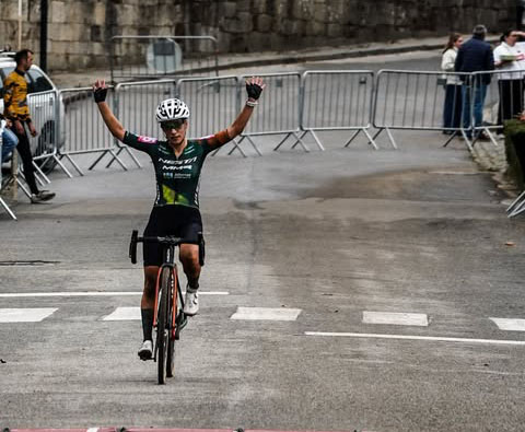 Lucia González (Nesta-MMR) cerró su doblete luso en Vouzela. Foto: Nesta-MMR