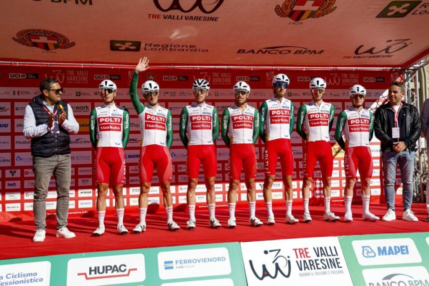 El Pelotón Mattia Bais conquista el premio de la montaña de Tre Valli Varesine tras una larga fuga Mattia Bais conquista el premio de la montaña de Tre Valli Varesine tras una larga fuga