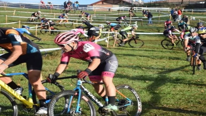 El calendario de ciclocrós 2025 en Cantabria contará con cuatro pruebas. Foto: Luis Valle Federación Cántabra de Ciclismo
