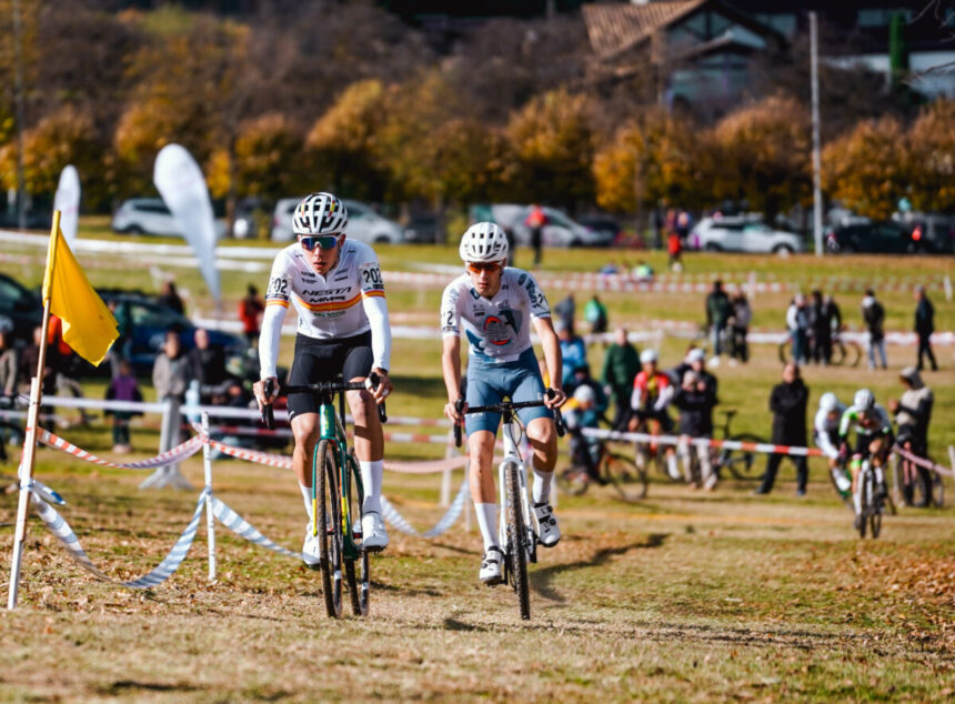 El Pelotón La Copa del Mundo continúa para el Nesta-MMR en Flamanville El Pelotón La Copa del Mundo continúa para el Nesta-MMR en Flamanville