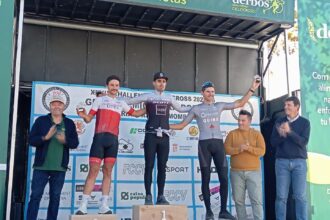 El Pelotón Adrián Aranda y Sara Bonillo gobiernan Gandía; la Challenge se aprieta