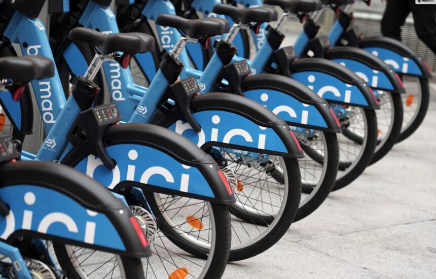 El Pelotón BiciMad cerrará varias estaciones durante estas Navidades