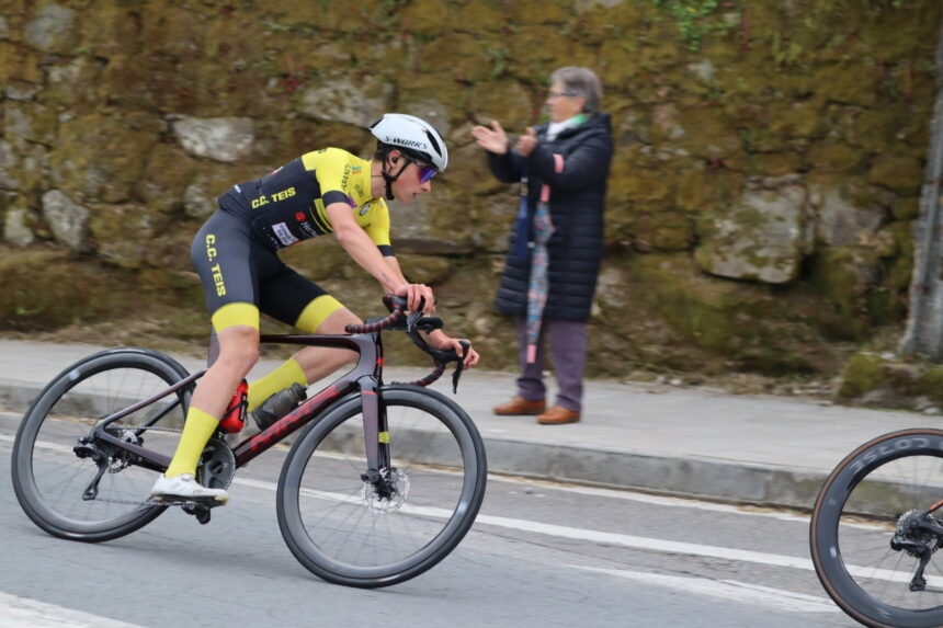 Quique Pérez High Level Gsport Club Ciclista Teis