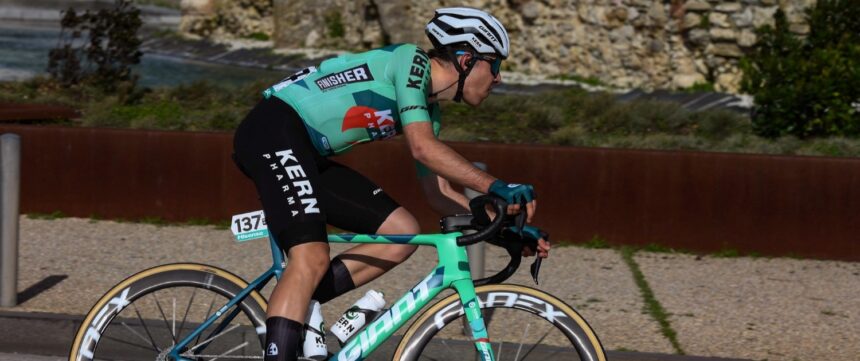 Equipo Kern Pharma Iker Gómez