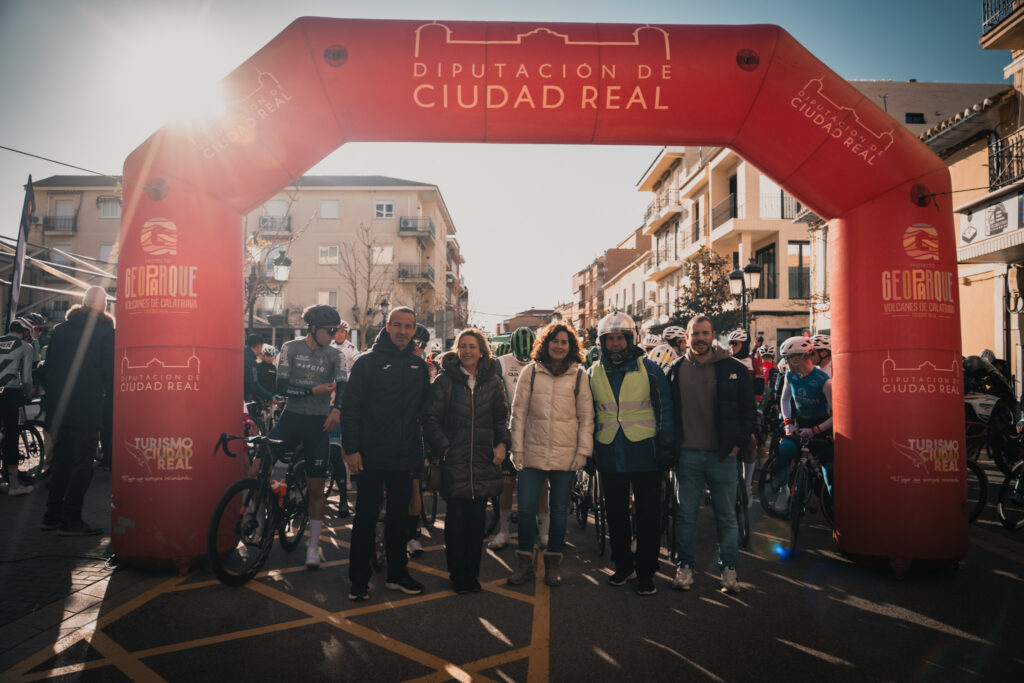 El Pelotón Fran Rus (Vigo - Rías Baixas) se apunta el triunfo y Joan Roca (Illes Balears - Arabay) se viste de líder en la segunda etapa del Memorial Sanroma El Pelotón Fran Rus (Vigo - Rías Baixas) se apunta el triunfo y Joan Roca (Illes Balears - Arabay) se viste de líder en la segunda etapa del Memorial Sanroma