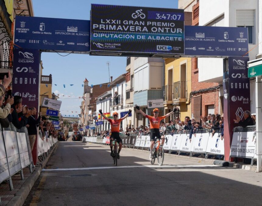 El Pelotón Doblete de Euskaltel Euskadi en el estreno profesional del Gran Premio Primavera de Ontur – Diputación de Albacete El Pelotón Doblete de Euskaltel Euskadi en el estreno profesional del Gran Premio Primavera de Ontur – Diputación de Albacete