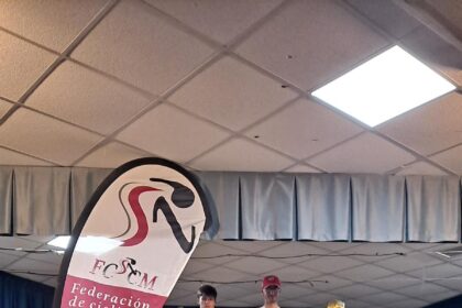 El Pelotón El Bicho - Plataforma Central Iberum triunfa en el Trofeo Pueblo de Pepino como mejor equipo y el pódium de Carlos Martín