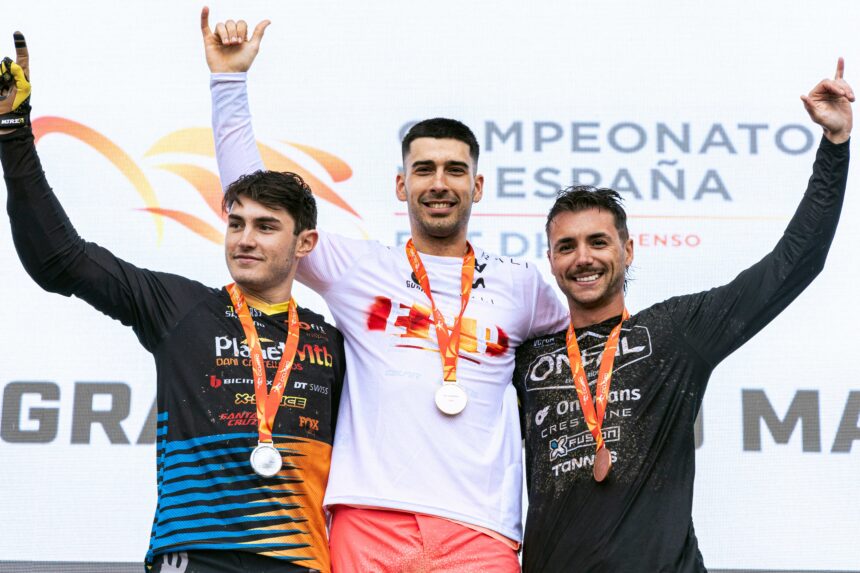 El Pelotón Ángel Suárez y María Pomés, campeones de España de Descenso 2026 en Sant Andreu de la Barca