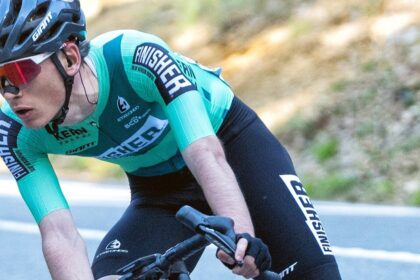 El Pelotón El Equipo Finisher repite segundo puesto en Laukiz con Emilio García