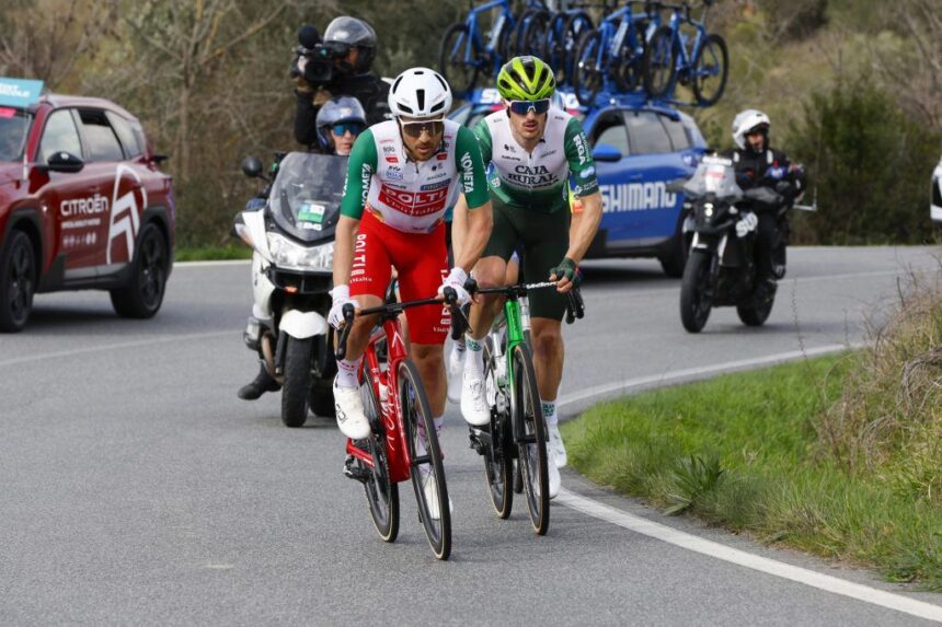 El Pelotón Diego Pablo Sevilla completa más de 160km en fuga en la segunda etapa de Tirreno Adriático