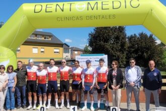 Podio del Cto de CyL de crono de Cabañas Raras (Foto: Fabio López - Ciclismo El Pelotón)