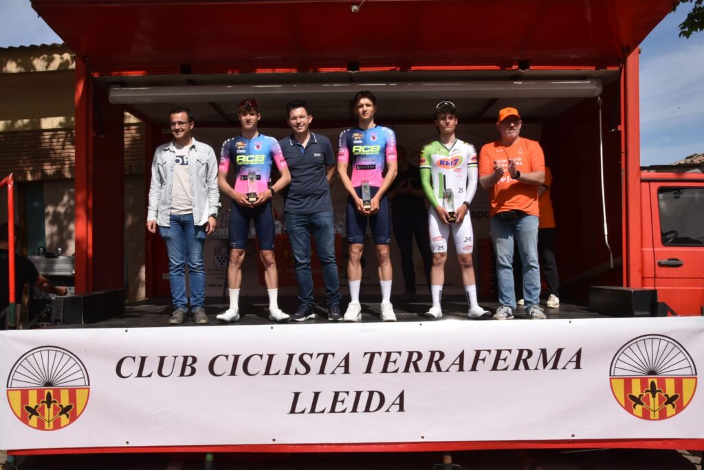 El Pelotón Oriol Escolano y Lucas Strahodinsky triunfan en el Criterium CC Terraferma - Prats Advocats - Lleida