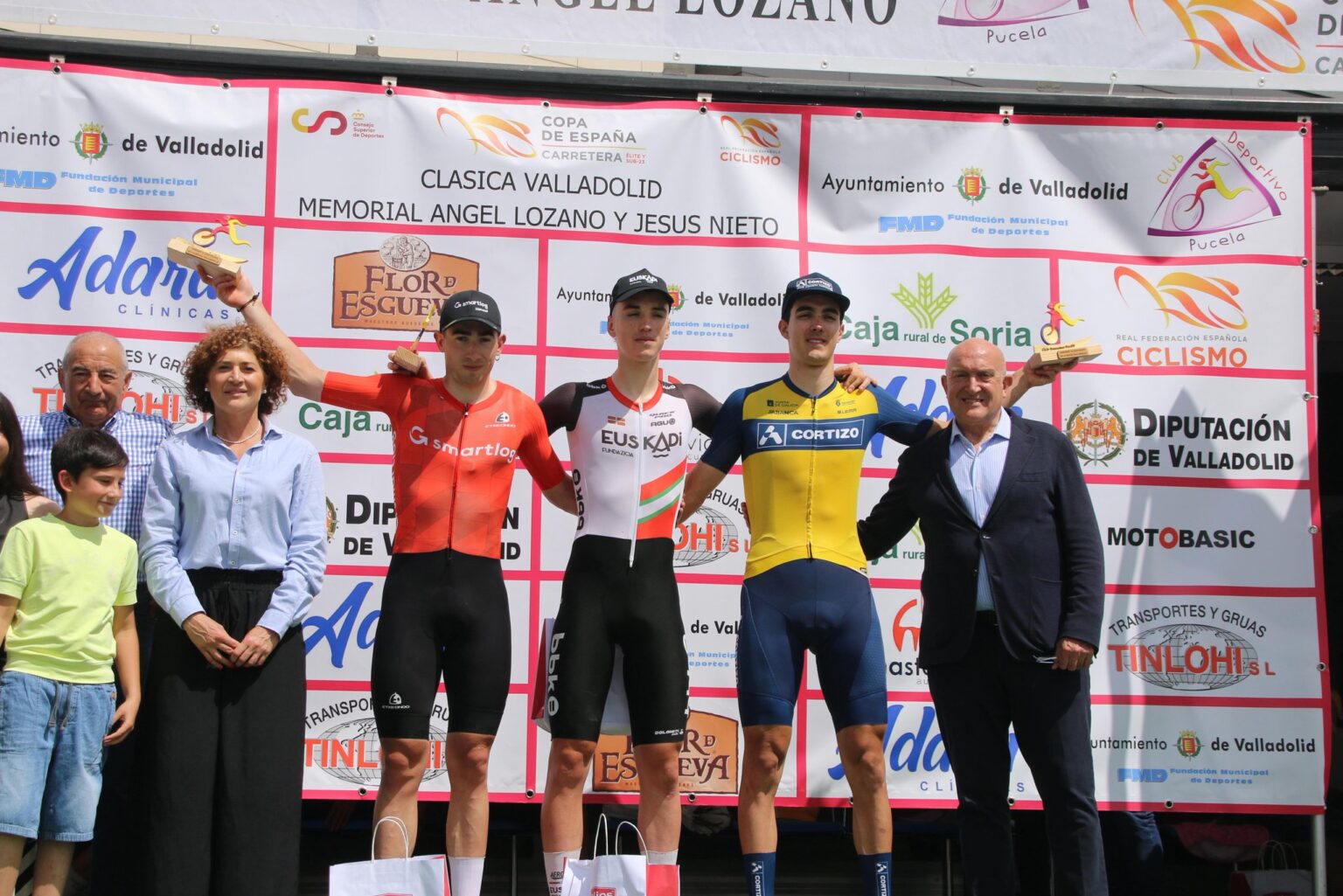 Podio de la XV Clásica Valladolid - Copa de España 2026 (Foto: @RFECiclismo)