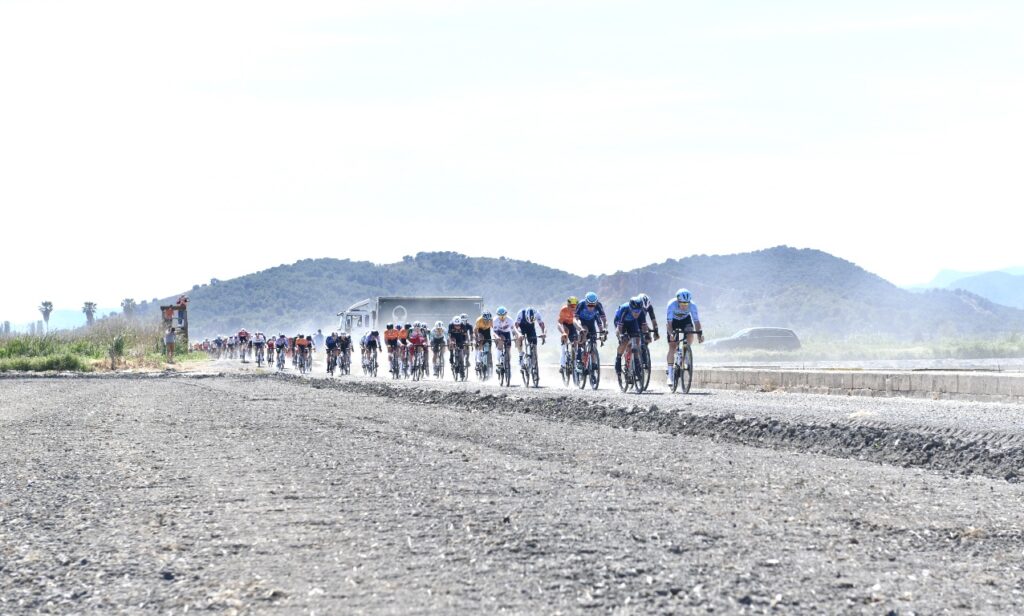 El Pelotón Jules Catil (Haute - Garonne) se impone en Moncofa superando el sterrato y Van Kerck