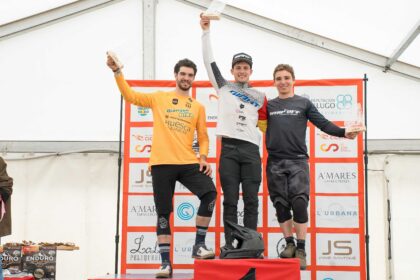 El Pelotón Cristina Menéndez y Marco Veiga vencen en el Enduro Monte Castelo Burela de Copa de España de Enduro 2026