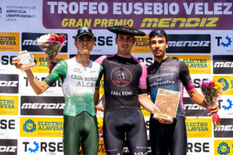 Podio de la prueba de Durana 2026 (Foto: Óscar Blanco)