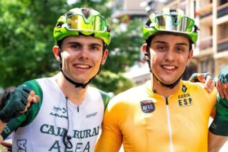 Iker Pérez y Dani Cepa, nombres propios del Caja Rural-Alea en Vigo (Foto: @FilialCajaRural)