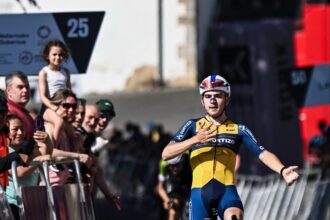 Aimar Tadeo vence la 1ª etapa de Vuelta Navarra 2026 (Foto: @VueltaNavarra_)
