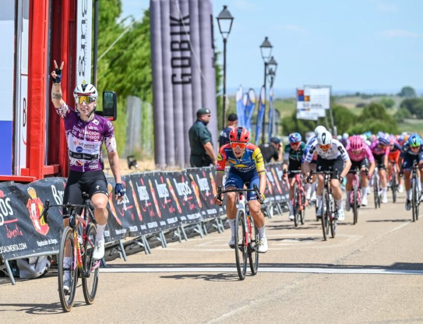 El Pelotón Exhibición de Lorena Wiebes (Team SD Worx) en la segunda etapa de la Vuelta a Burgos Féminas Lorena Wiebes Team SD Worx Vuelta a Burgos Femenina 2