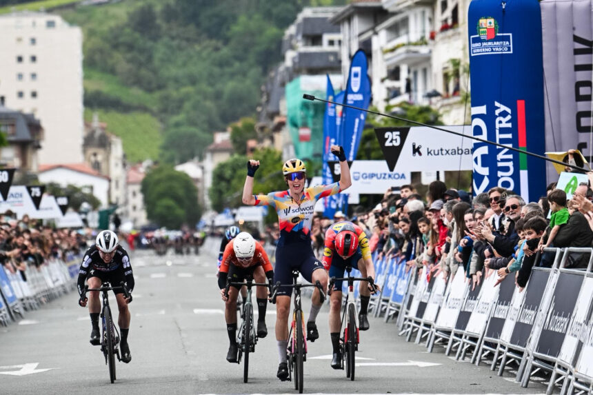 Mischa Bredewold Team SD Worx (c) Cxcling