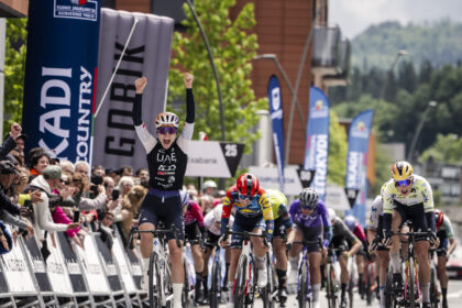 Wlodarczyk UAE Itzulia Women (c) Cxcling